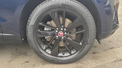 2022 (72) JAGUAR F-PACE 2.0 D200 R-Dynamic Black 5dr Auto AWD 5722748