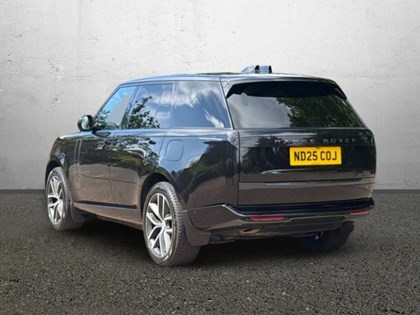2025 (25) LAND ROVER RANGE ROVER 3.0 P460e SE 4dr Auto