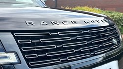 2025 (25) LAND ROVER RANGE ROVER 3.0 P460e SE 4dr Auto 5707397