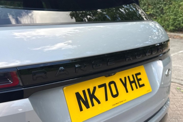2020 (70) LAND ROVER RANGE ROVER EVOQUE 2.0 P200 R-Dynamic SE 5dr Auto 5717396