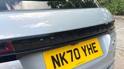 2020 (70) LAND ROVER RANGE ROVER EVOQUE 2.0 P200 R-Dynamic SE 5dr Auto 5717396