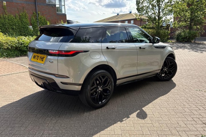 2020 (70) LAND ROVER RANGE ROVER EVOQUE 2.0 P200 R-Dynamic SE 5dr Auto 5717402