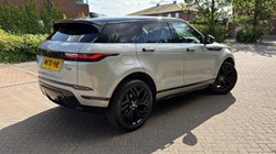 2020 (70) LAND ROVER RANGE ROVER EVOQUE 2.0 P200 R-Dynamic SE 5dr Auto 5717402