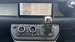 2021 (21) LAND ROVER DEFENDER 3.0 D250 XS Edition 110 5dr Auto 5710822
