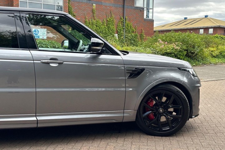 2020 (70) LAND ROVER RANGE ROVER SPORT 5.0 P575 S/C SVR 5dr Auto 5714825