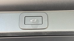 2024 (24) LAND ROVER RANGE ROVER 3.0 D350 HSE 4dr Auto 5716928