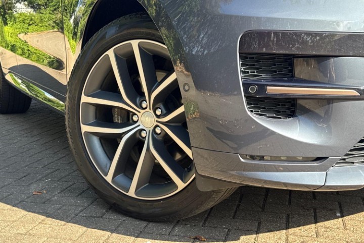 2023 (23) LAND ROVER RANGE ROVER SPORT 3.0 D350 First Edition 5dr Auto 5740674