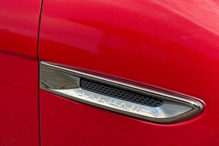 2020 (20) JAGUAR XF 2.0i Portfolio 5dr Auto 5789013