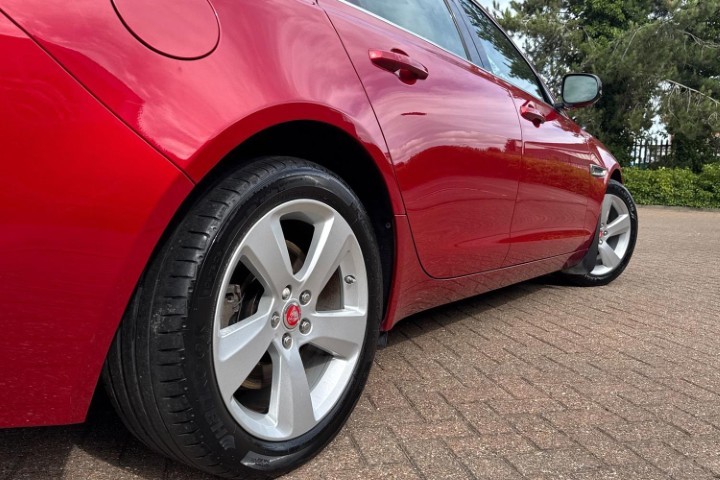 2020 (20) JAGUAR XF 2.0i Portfolio 5dr Auto 5789039