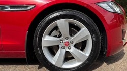 2020 (20) JAGUAR XF 2.0i Portfolio 5dr Auto 5789001