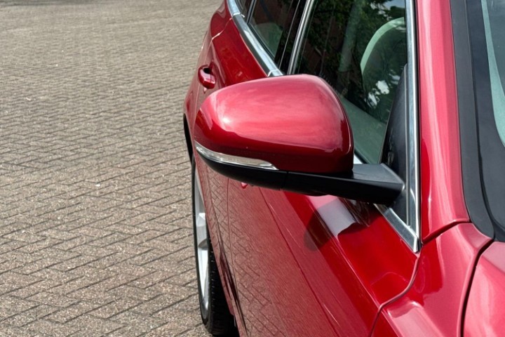2020 (20) JAGUAR XF 2.0i Portfolio 5dr Auto 5789041