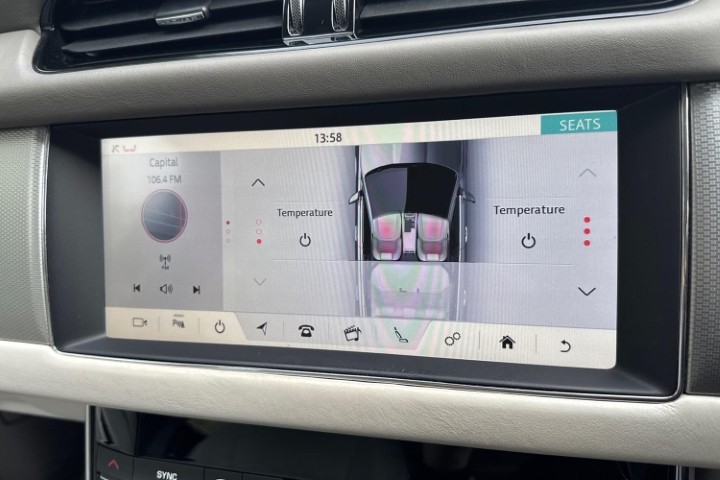 2020 (20) JAGUAR XF 2.0i Portfolio 5dr Auto 5789027