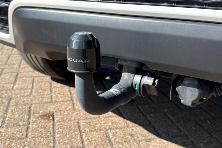 2023 (23) JAGUAR E-PACE 1.5 P300e R-Dynamic SE 5dr Auto 5742085