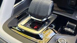 2023 (23) JAGUAR E-PACE 1.5 P300e R-Dynamic SE 5dr Auto 5742077
