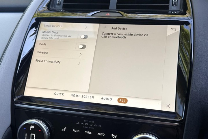 2023 (23) JAGUAR E-PACE 1.5 P300e R-Dynamic SE 5dr Auto 5742097