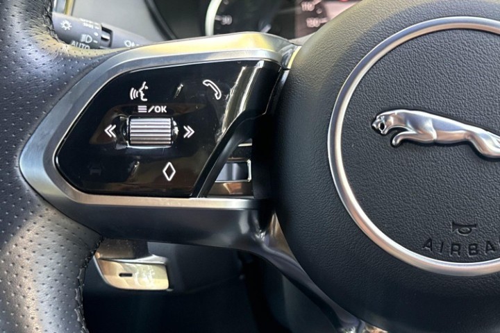 2023 (23) JAGUAR E-PACE 1.5 P300e R-Dynamic SE 5dr Auto 5742092
