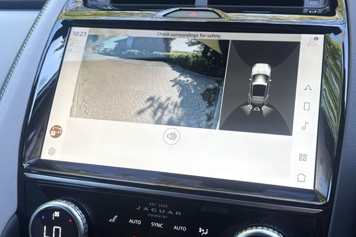 2023 (23) JAGUAR E-PACE 1.5 P300e R-Dynamic SE 5dr Auto 5742076