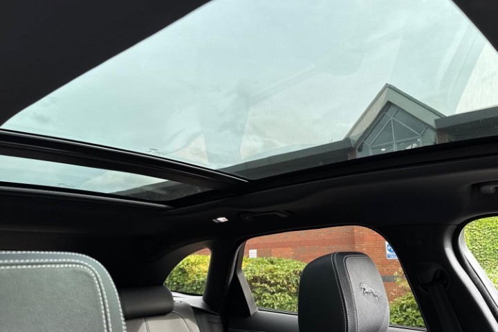 2023 (23) JAGUAR F-PACE 2.0 D200 R-Dynamic Black 5dr Auto AWD 5778533
