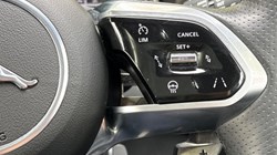 2023 (23) JAGUAR F-PACE 2.0 D200 R-Dynamic Black 5dr Auto AWD 5778541