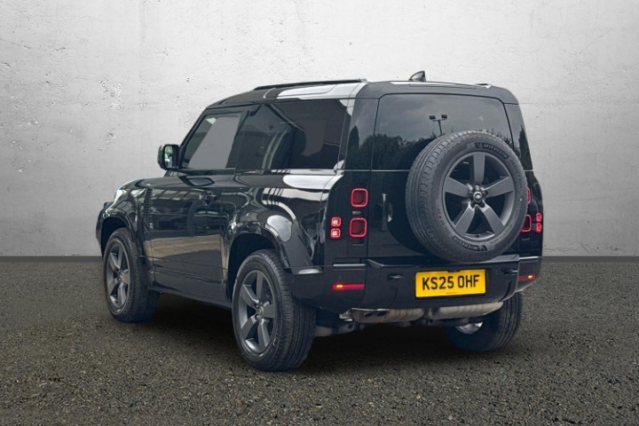 2025 (25) LAND ROVER DEFENDER 3.0 D350 X-Dynamic HSE 90 3dr Auto