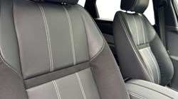 2022 (22) LAND ROVER RANGE ROVER VELAR 2.0 D200 Edition 5dr Auto 5763205