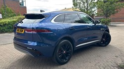 2022 (72) JAGUAR F-PACE 2.0 D200 R-Dynamic SE 5dr Auto AWD 5778512