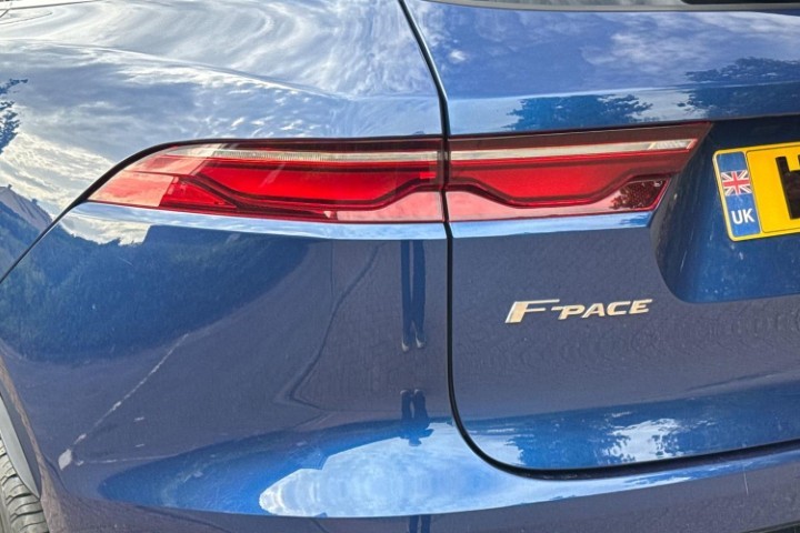 2022 (72) JAGUAR F-PACE 2.0 D200 R-Dynamic SE 5dr Auto AWD 5778478