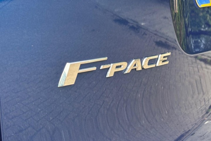 2022 (72) JAGUAR F-PACE 2.0 D200 R-Dynamic SE 5dr Auto AWD 5778507