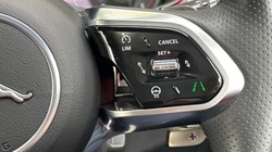 2022 (72) JAGUAR F-PACE 2.0 D200 R-Dynamic SE 5dr Auto AWD 5778488