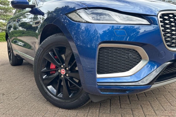 2022 (72) JAGUAR F-PACE 2.0 D200 R-Dynamic SE 5dr Auto AWD 5778503