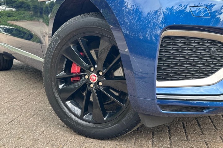 2022 (72) JAGUAR F-PACE 2.0 D200 R-Dynamic SE 5dr Auto AWD 5778505