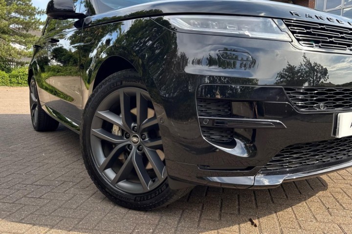 2025 (25) LAND ROVER RANGE ROVER SPORT 3.0 P460e Dynamic SE 5dr Auto 5754313