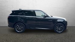 2025 (25) LAND ROVER RANGE ROVER SPORT 3.0 P460e Dynamic SE 5dr Auto 5754274