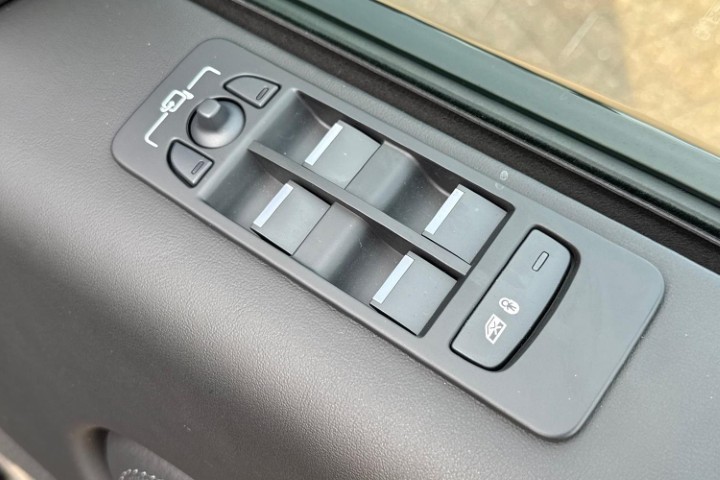 2025 (25) LAND ROVER DISCOVERY SPORT 2.0 D200 Dynamic HSE 5dr Auto [7 Seat] 5755437