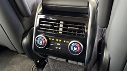 2024 (24) LAND ROVER RANGE ROVER 3.0 D300 SE 4dr Auto 5754118