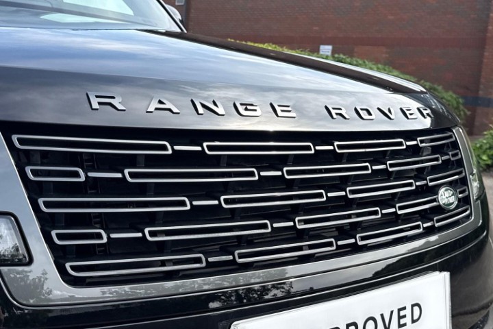2024 (24) LAND ROVER RANGE ROVER 3.0 D300 SE 4dr Auto 5754145