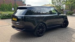 2024 (24) LAND ROVER RANGE ROVER 3.0 D300 SE 4dr Auto 5754153