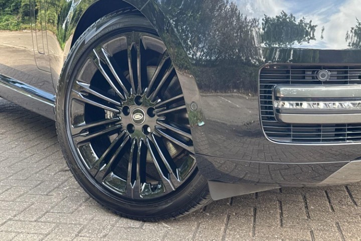 2024 (24) LAND ROVER RANGE ROVER 3.0 D300 SE 4dr Auto 5754146