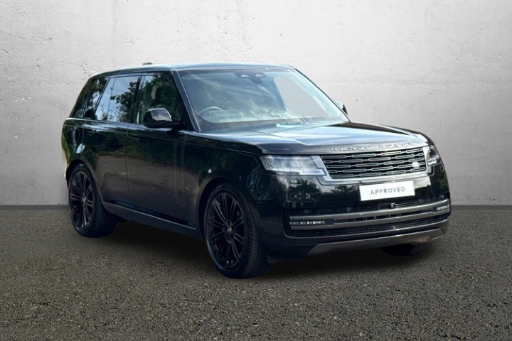 2024 (24) LAND ROVER RANGE ROVER 3.0 D300 SE 4dr Auto