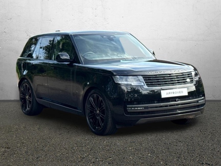 2024 (24) LAND ROVER RANGE ROVER 3.0 D300 SE 4dr Auto