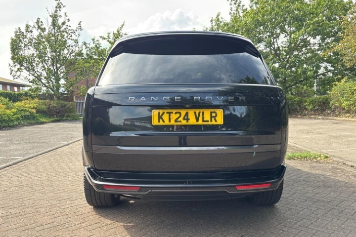 2024 (24) LAND ROVER RANGE ROVER 3.0 D300 SE 4dr Auto 5754148