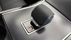 2026 (26) LAND ROVER RANGE ROVER VELAR 2.0 P400e Dynamic SE 5dr Auto 5758526