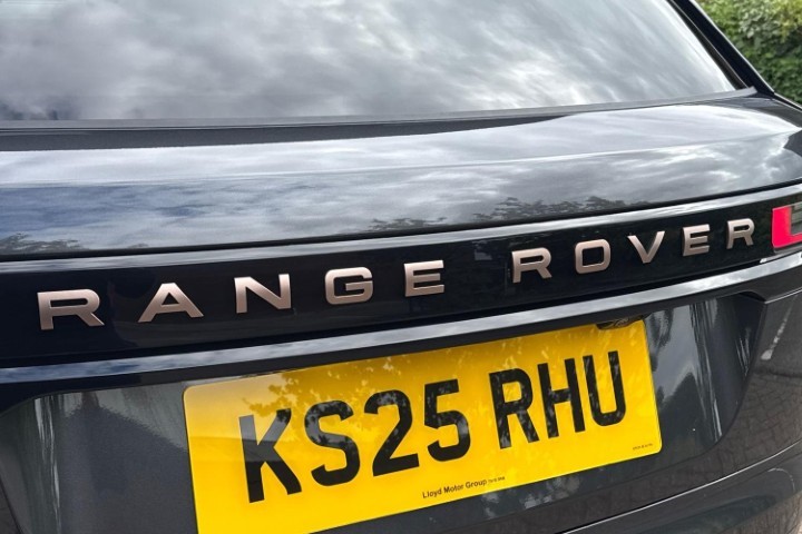 2025 (25) LAND ROVER RANGE ROVER VELAR 2.0 P400e Autobiography 5dr Auto [Revised] 5828044