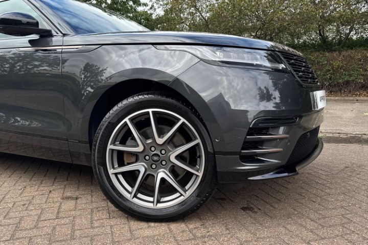2025 (25) LAND ROVER RANGE ROVER VELAR 2.0 P400e Autobiography 5dr Auto [Revised] 5828041