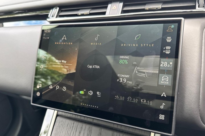 2025 (25) LAND ROVER RANGE ROVER VELAR 2.0 P400e Autobiography 5dr Auto [Revised] 5828028