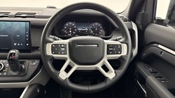2025 (25) LAND ROVER DEFENDER 2.0 P300e X-Dynamic SE 110 5dr Auto 5756995