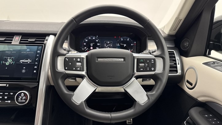 2024 (74) LAND ROVER DISCOVERY 3.0 D350 Dynamic SE 5dr Auto 5767670