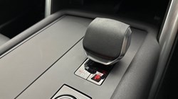 2024 (74) LAND ROVER DISCOVERY 3.0 D350 Metropolitan Edition 5dr Auto 5766860