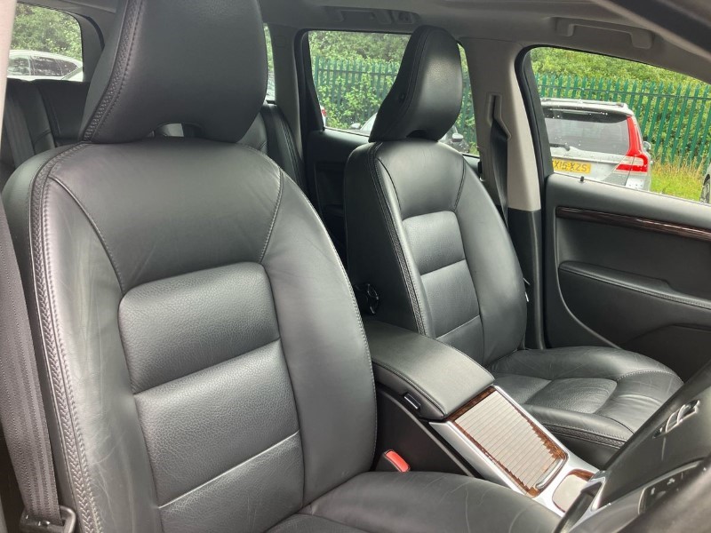 2014 (14) VOLVO XC70 D4 [181] SE Lux 5dr AWD Geartronic 3449272