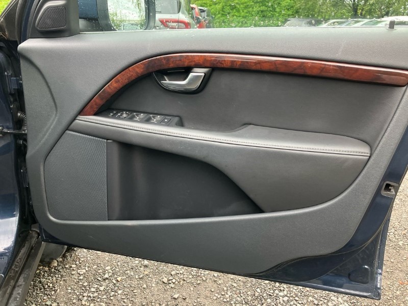 2014 (14) VOLVO XC70 D4 [181] SE Lux 5dr AWD Geartronic 3449267